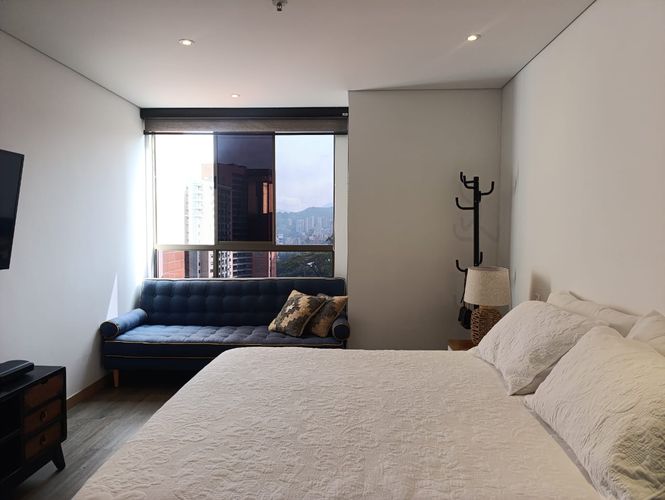 Apartamento de 2 alcobas en arriendo en El Poblado, Medellín, 96 m² · foto 12 de 18