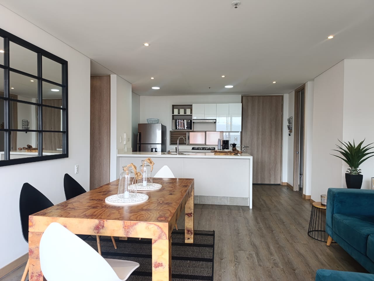 Apartamento en arriendo en El Poblado, Medellín · foto 4 de 18