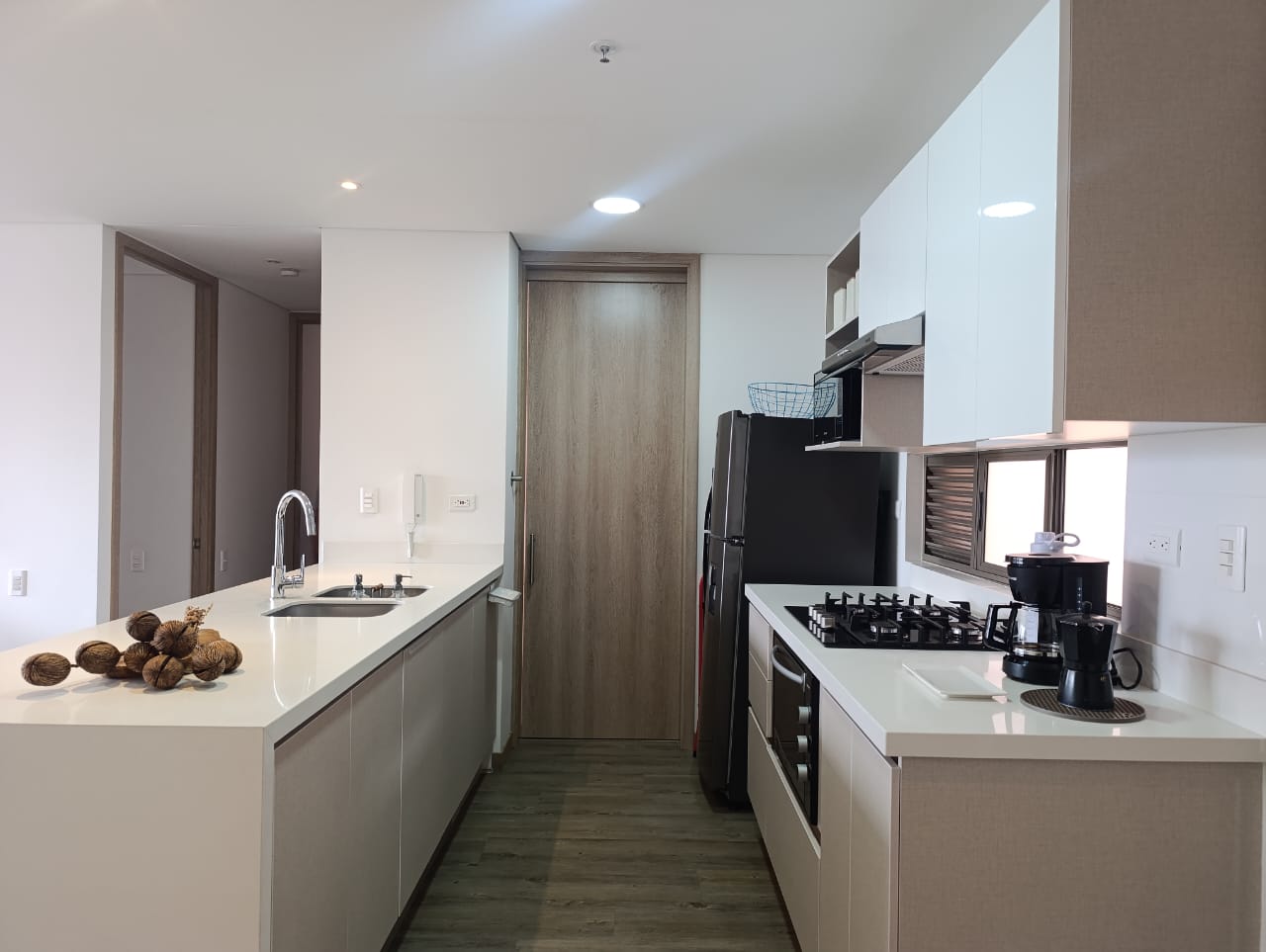 Apartamento en arriendo en El Poblado, Medellín · foto 8 de 18