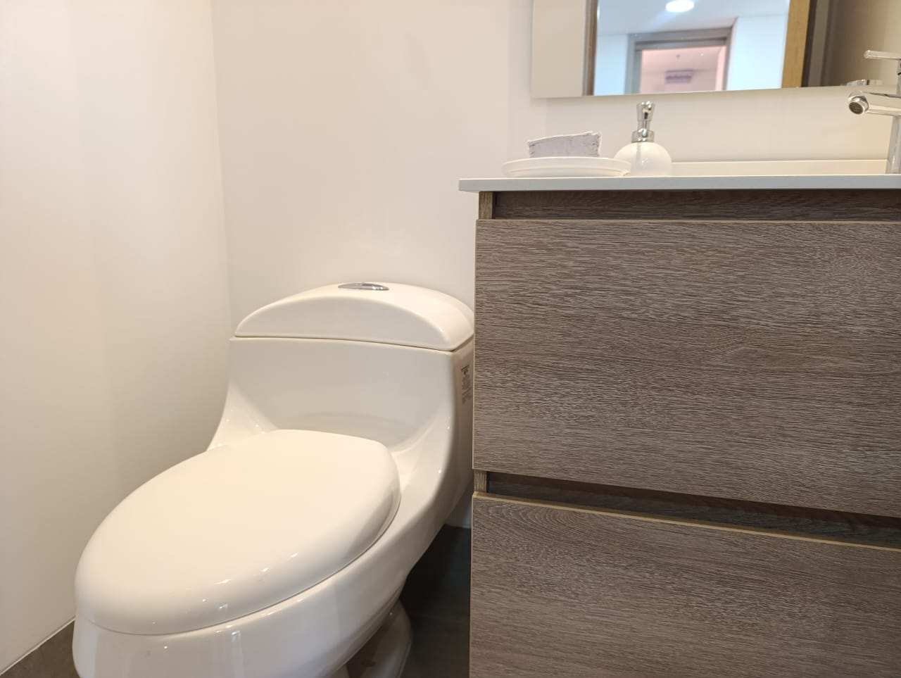 Apartamento en arriendo en El Poblado, Medellín · foto 18 de 18