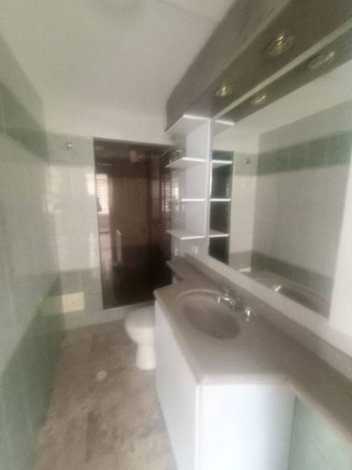 Apartaestudio en venta en La Castellana, Bogotá, 48 m² · foto 8 de 9