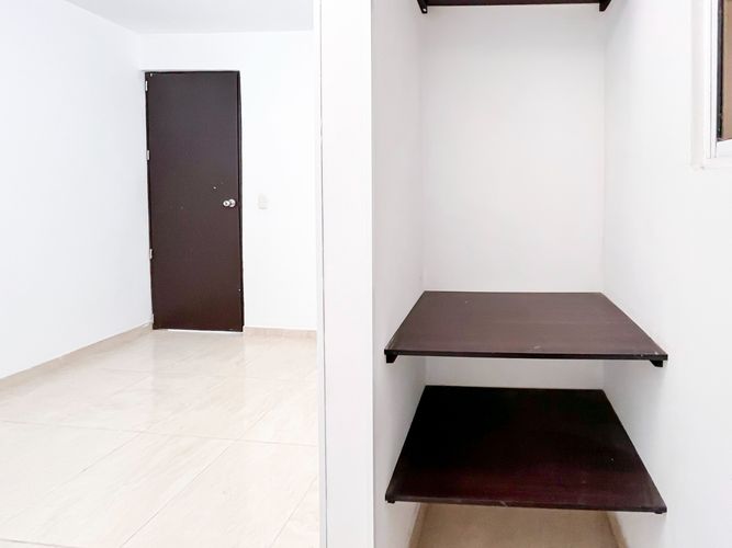 Apartamento de 2 alcobas en venta en Aldea Baja, Girón, 66 m² · foto 6 de 12