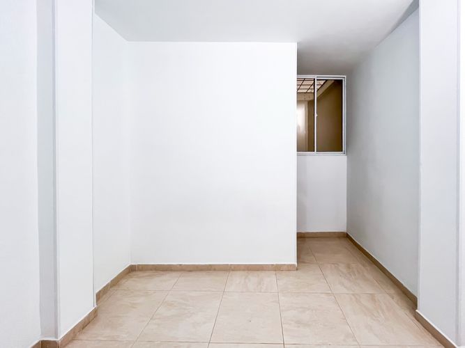 Apartamento de 2 alcobas en venta en Aldea Baja, Girón, 66 m² · foto 9 de 12