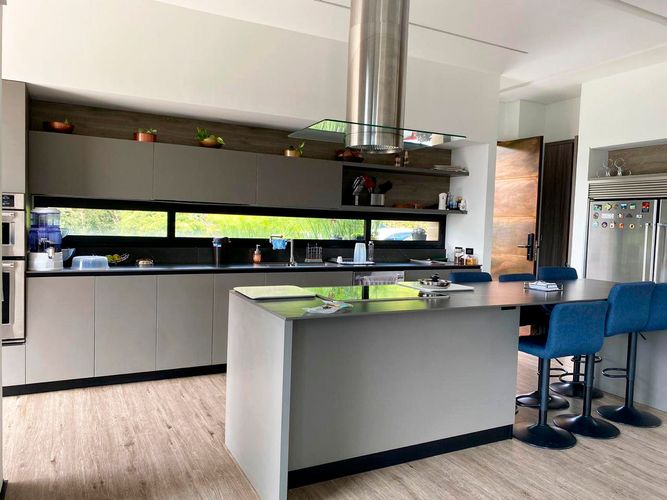 Casa de 4 alcobas en venta en Las Palmas, Envigado, 520 m² · foto 6 de 18