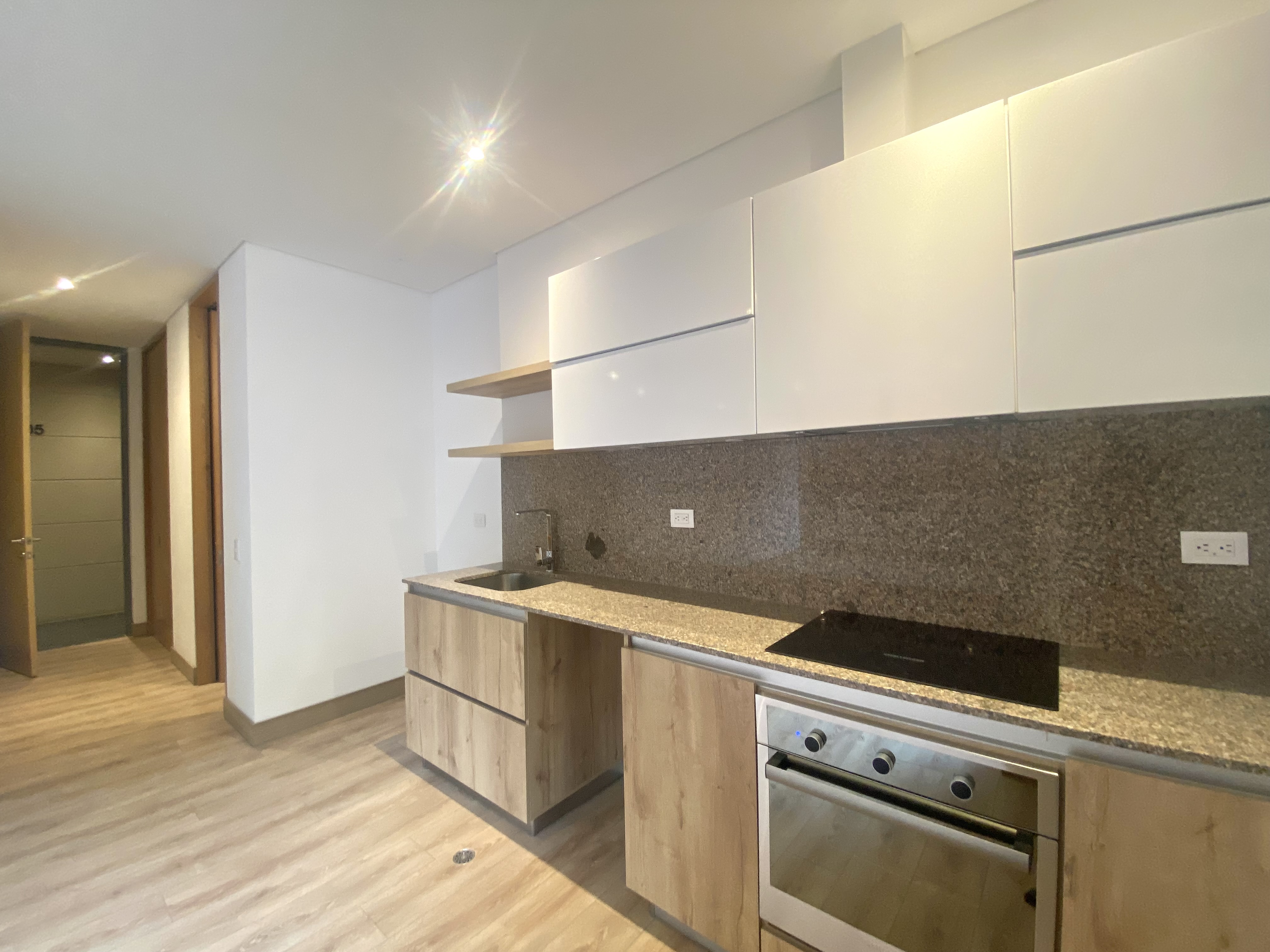 Apartamento en venta en El Refugio, Bogotá · foto 3 de 15