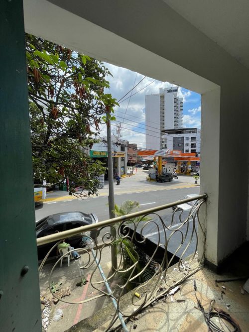 Casa de 6 alcobas en venta en Galan, Bucaramanga, 266 m² · foto 17 de 17