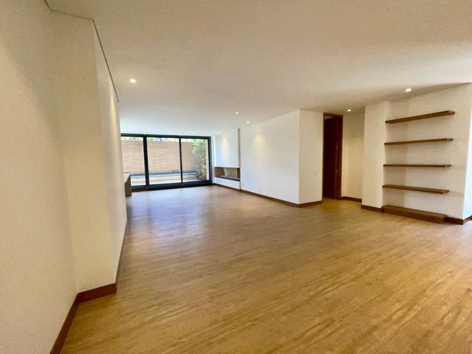 Apartamento en venta en Santa Barbara Oriental, Bogotá · foto 8 de 24