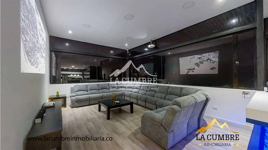 Casa de 3 alcobas en venta en Las Palmas, Envigado, 432 m² · foto 8 de 18