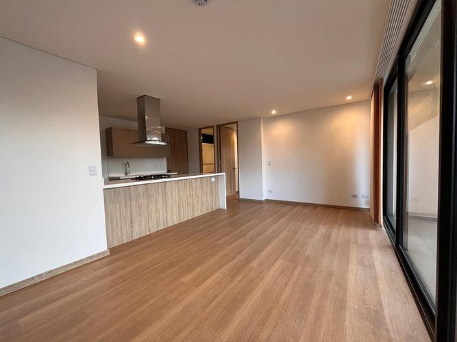 Apartamento de 2 alcobas en venta en El Retiro, 85 m² · foto 2 de 18