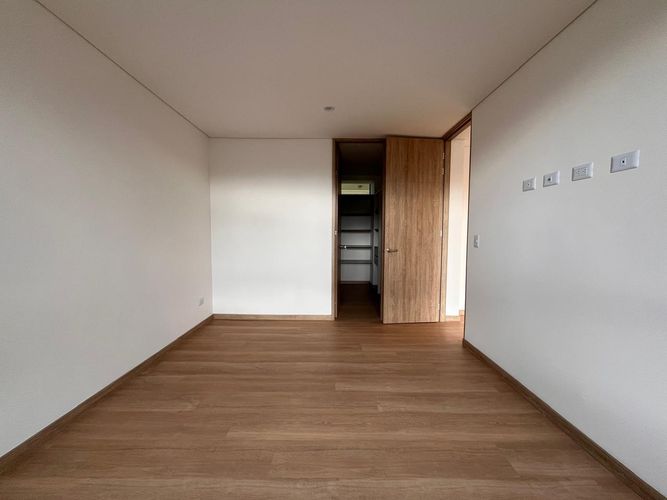 Apartamento de 2 alcobas en venta en El Retiro, 85 m² · foto 14 de 18