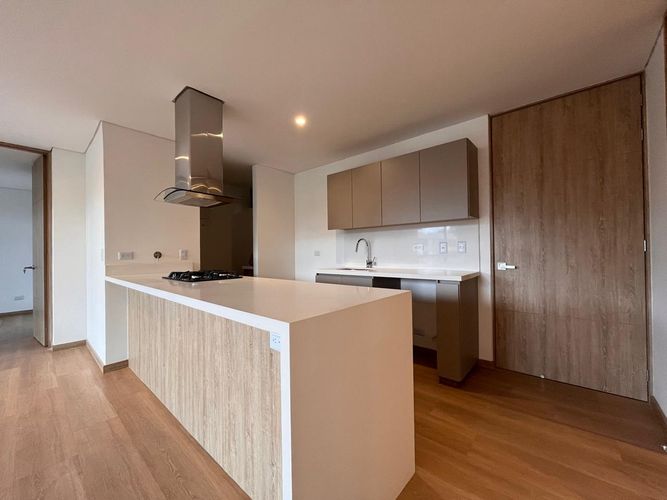 Apartamento de 2 alcobas en venta en El Retiro, 85 m² · foto 5 de 18