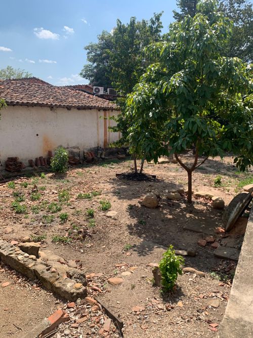 Casa de 10 alcobas en venta en Centro, Girón, 1260 m² · foto 16 de 18