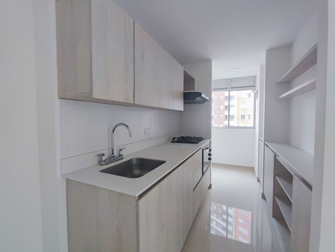 Apartamento en venta en Prados De Sabaneta, Sabaneta · foto 3 de 10
