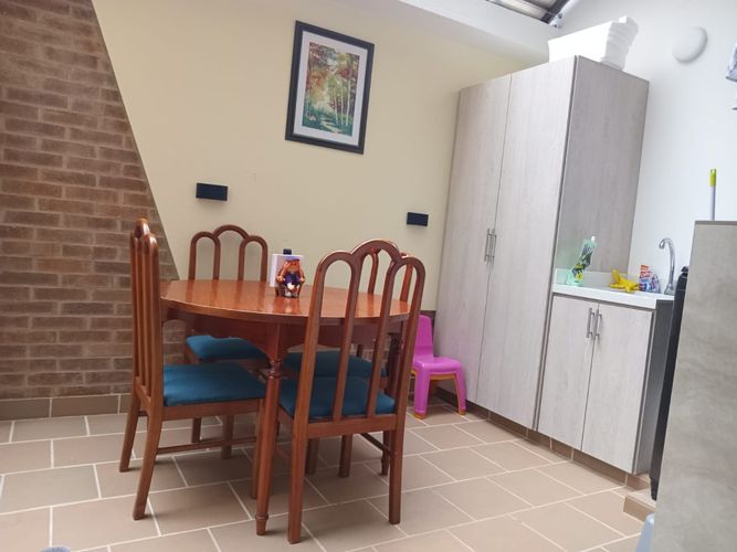 Casa de 12 alcobas en venta en Santa Lucia, Chía, 290 m² · foto 9 de 18