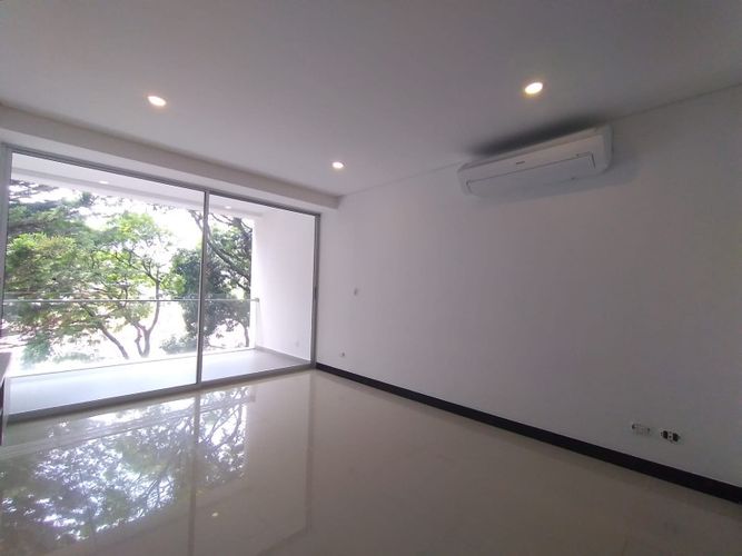 Apartamento de 1 alcoba en venta en La Flora, Cali, 90 m² · foto 6 de 16