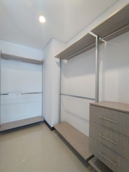 Apartamento de 1 alcoba en venta en La Flora, Cali, 90 m² · foto 10 de 16