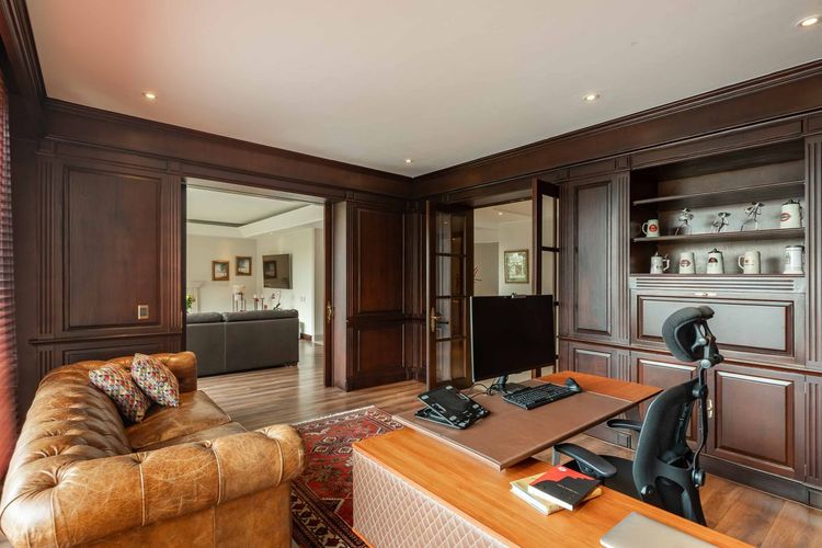 Apartamento de 3 alcobas en arriendo en Santa Barbara Alta, Bogotá, 305 m² · foto 12 de 20