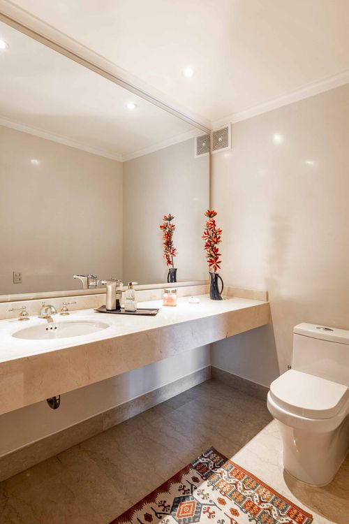 Apartamento de 3 alcobas en arriendo en Santa Barbara Alta, Bogotá, 305 m² · foto 15 de 20