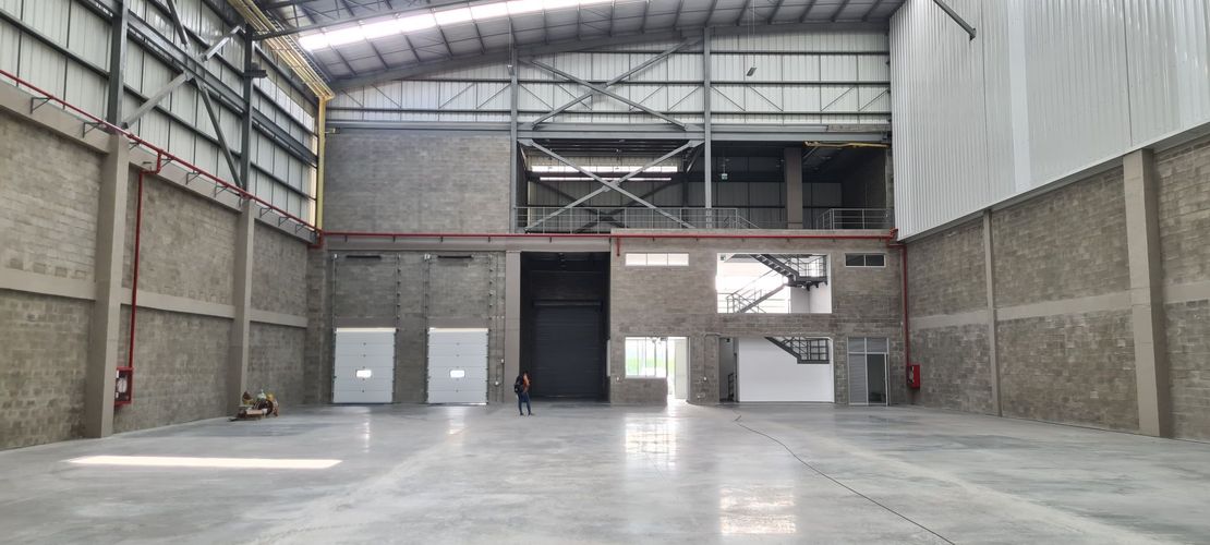 Bodega en arriendo en Palmaseca, Yumbo, 1870 m² · foto 2 de 24