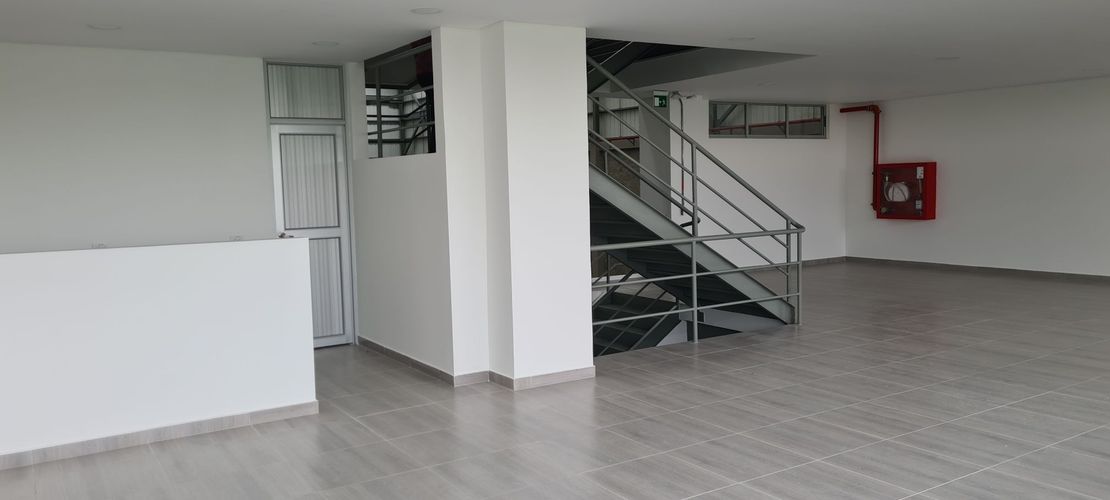 Bodega en arriendo en Palmaseca, Yumbo, 1870 m² · foto 21 de 24