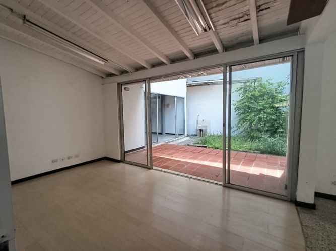 Local en arriendo en Patio Bonito, Medellín, 537 m² · foto 5 de 11
