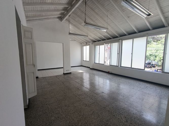 Local en arriendo en Patio Bonito, Medellín, 537 m² · foto 9 de 11