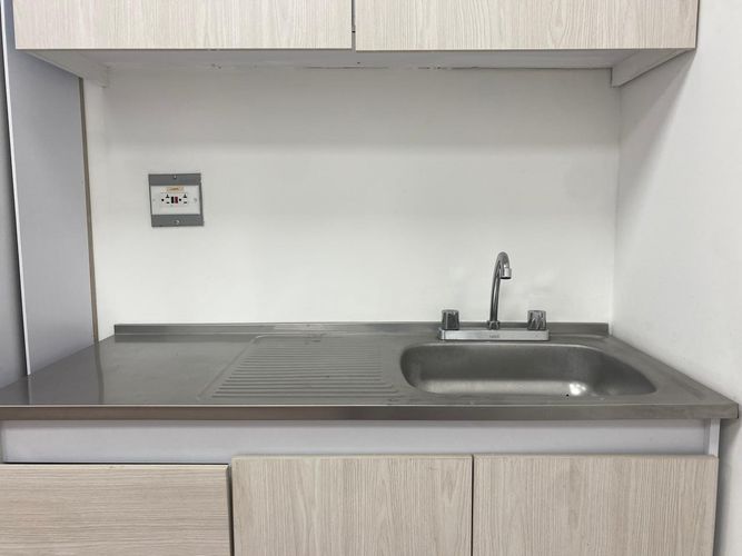 Oficina en arriendo en El Poblado, Medellín, 76 m² · foto 7 de 15