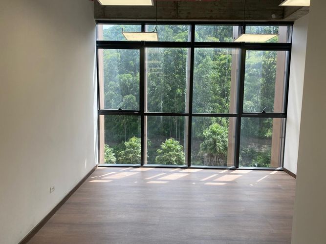 Oficina en arriendo en El Poblado, Medellín, 76 m² · foto 5 de 15