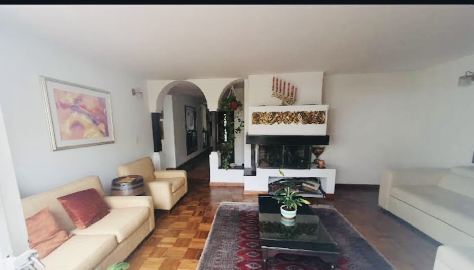 Casa en venta en El Contador, Bogotá · foto 4 de 15