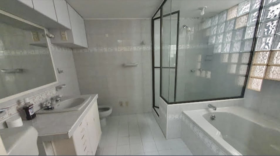 Casa en venta en El Contador, Bogotá · foto 5 de 15