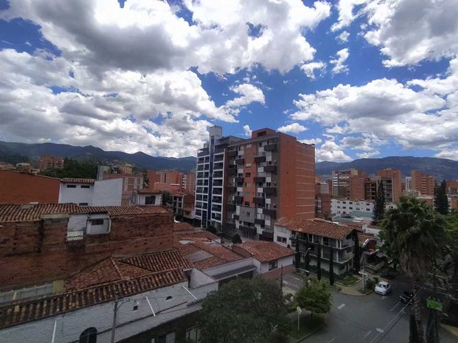 Apartamento de 3 alcobas en arriendo en Laureles, Medellín, 100 m² · foto 8 de 21