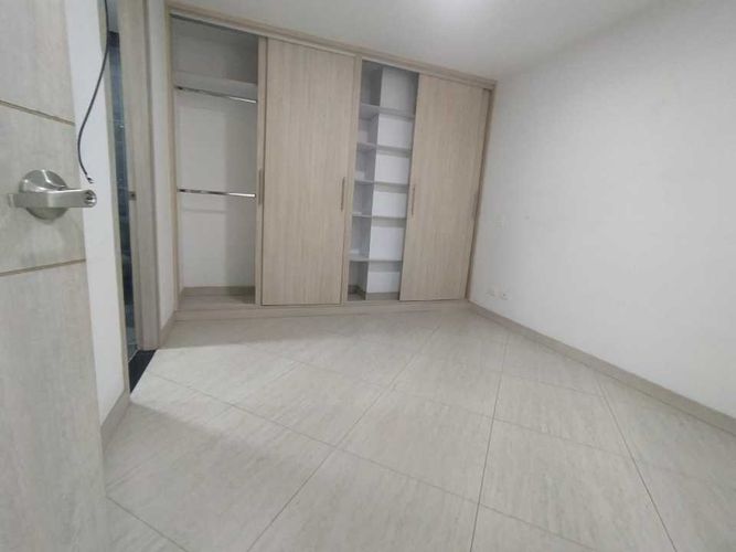 Apartamento de 3 alcobas en arriendo en Laureles, Medellín, 100 m² · foto 13 de 21