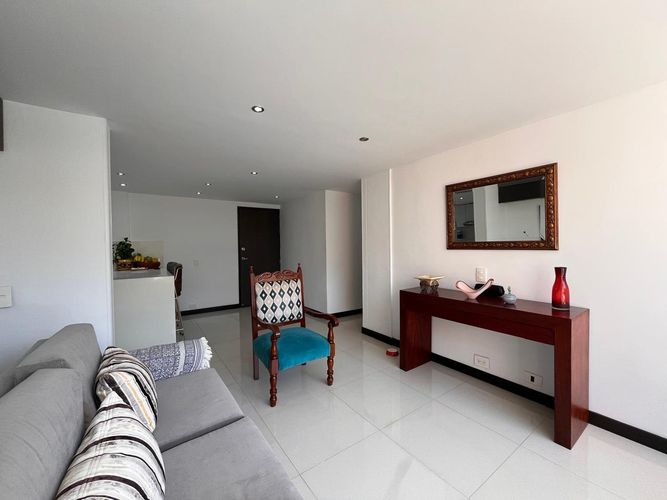 Apartamento de 2 alcobas en arriendo en San Lucas, Medellín, 78 m² · foto 4 de 17
