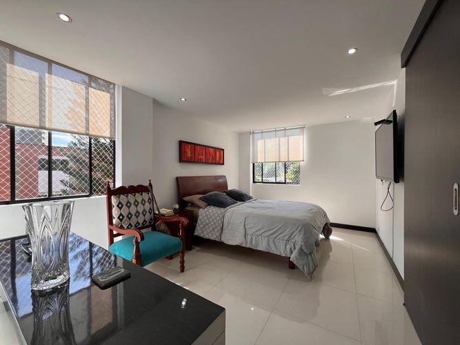 Apartamento de 2 alcobas en arriendo en San Lucas, Medellín, 78 m² · foto 11 de 17