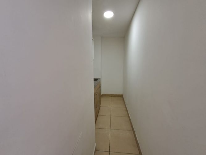 Oficina en arriendo en Laureles, Medellín, 40 m² · foto 4 de 13