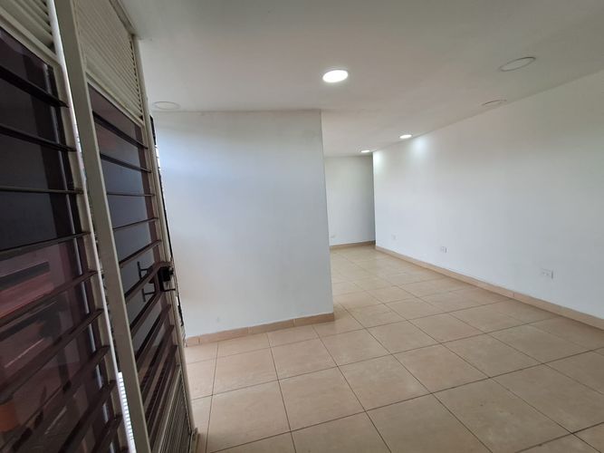 Oficina en arriendo en Laureles, Medellín, 40 m² · foto 5 de 13