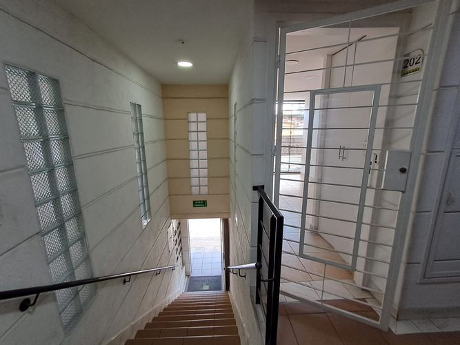 Oficina en arriendo en Laureles, Medellín, 40 m² · foto 6 de 13