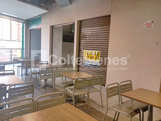 Local en venta en La Candelaria, Medellín, 20 m² · foto 2 de 8