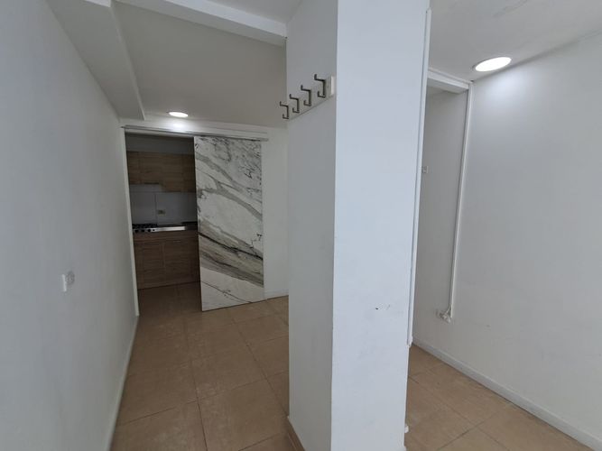 Oficina en arriendo en Laureles, Medellín, 45 m² · foto 5 de 11