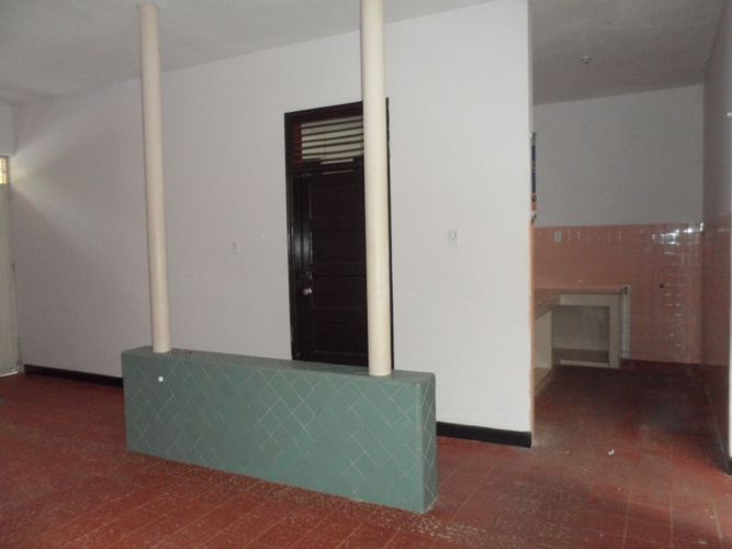 Casa de 4 alcobas en venta en San Miguel, Bucaramanga, 168 m² · foto 2 de 11