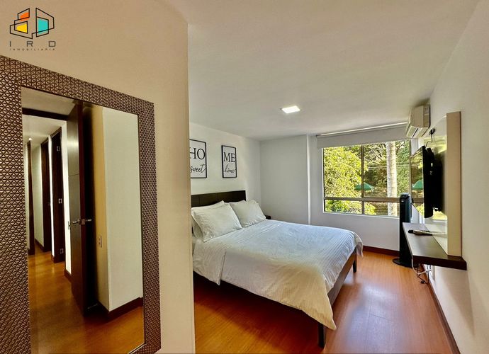 Apartamento de 4 alcobas en venta en Transversal Inferior, Medellín, 92 m² · foto 15 de 24