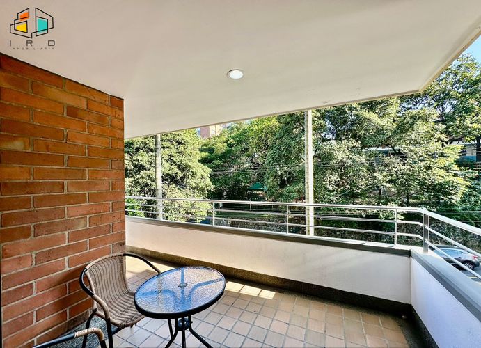Apartamento de 4 alcobas en venta en Transversal Inferior, Medellín, 92 m² · foto 9 de 24