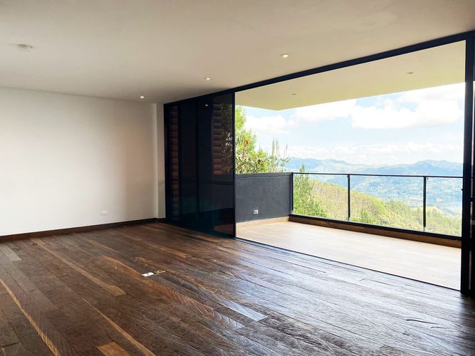 Apartamento de 1 alcoba en venta en El Retiro, 64 m² · foto 2 de 11