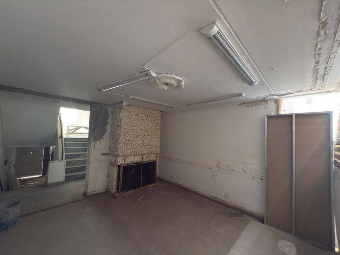 Casa de 3 alcobas en venta en Santa Barbara Central, Bogotá, 259 m² · foto 4 de 9