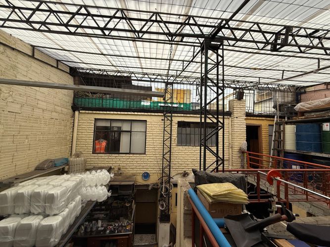 Casa de 3 alcobas en venta en San Felipe, Bogotá, 270 m² · foto 5 de 9