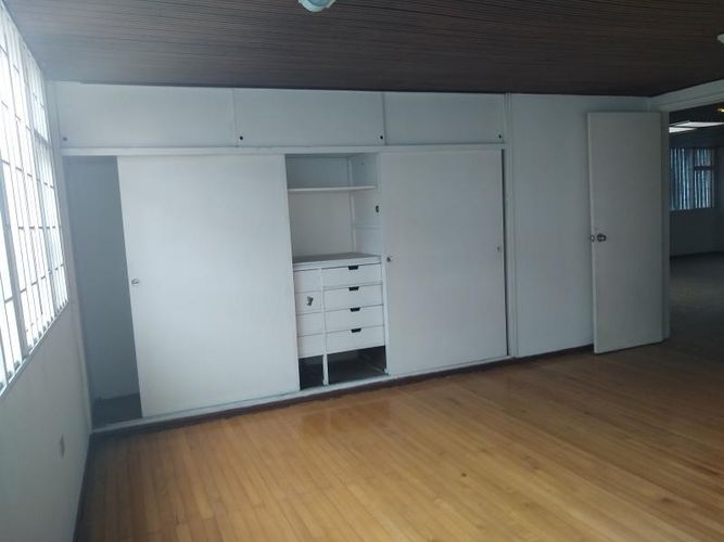 Apartamento de 1 alcoba en venta en Belalcazar, Bogotá, 203 m² · foto 8 de 17