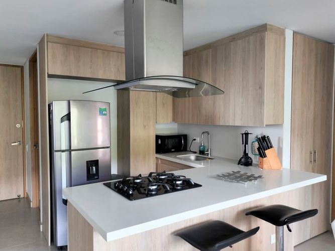 Apartamento de 3 alcobas en arriendo en El Poblado, Medellín, 78 m² · foto 7 de 16
