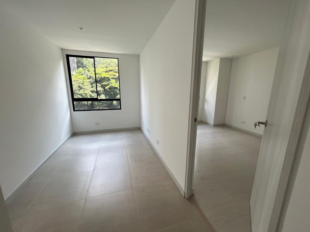 Apartamento en venta en Castropol, Medellín · foto 8 de 24