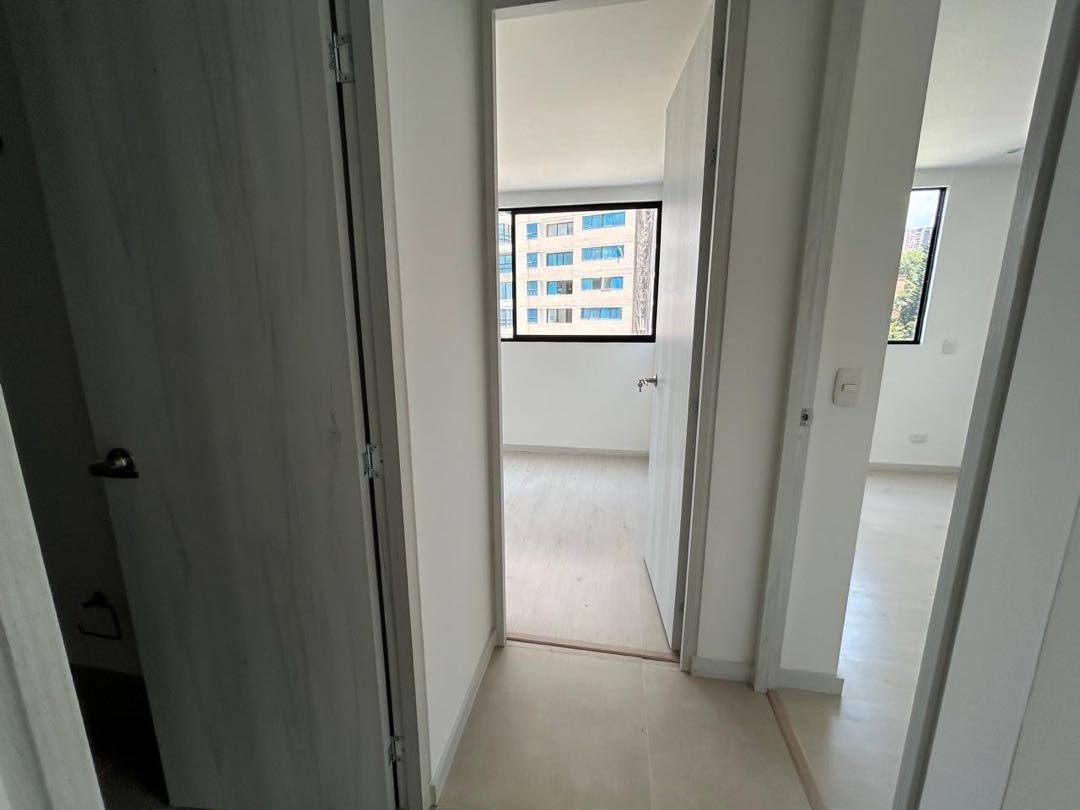 Apartamento en venta en Castropol, Medellín · foto 9 de 24