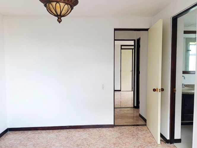 Apartamento en venta en El Poblado, Medellín · foto 11 de 16
